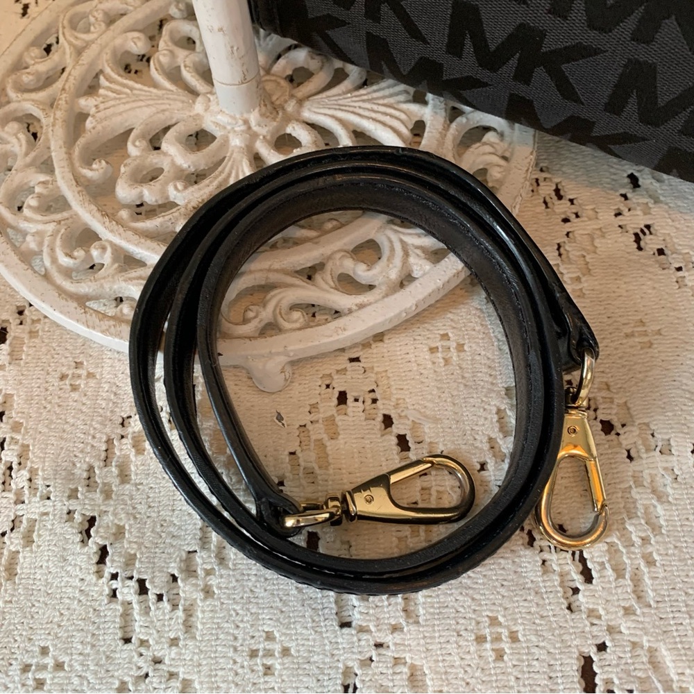 πSALEπ Michael Kors Gansevoort Tote Bag - Picture 9 of 16